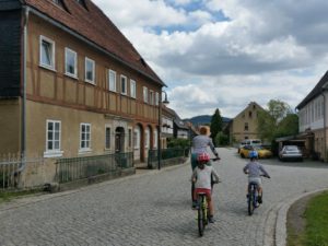 Bicycle trip along the river to the lake Mandava see Olbersdorfer